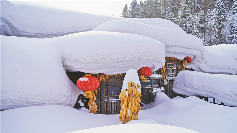 三月雪色依旧浓 春游雪乡正当时