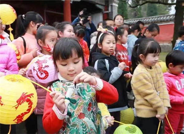 桂林市靖江王陵博物馆开展靖江王陵寻龙剪影活动