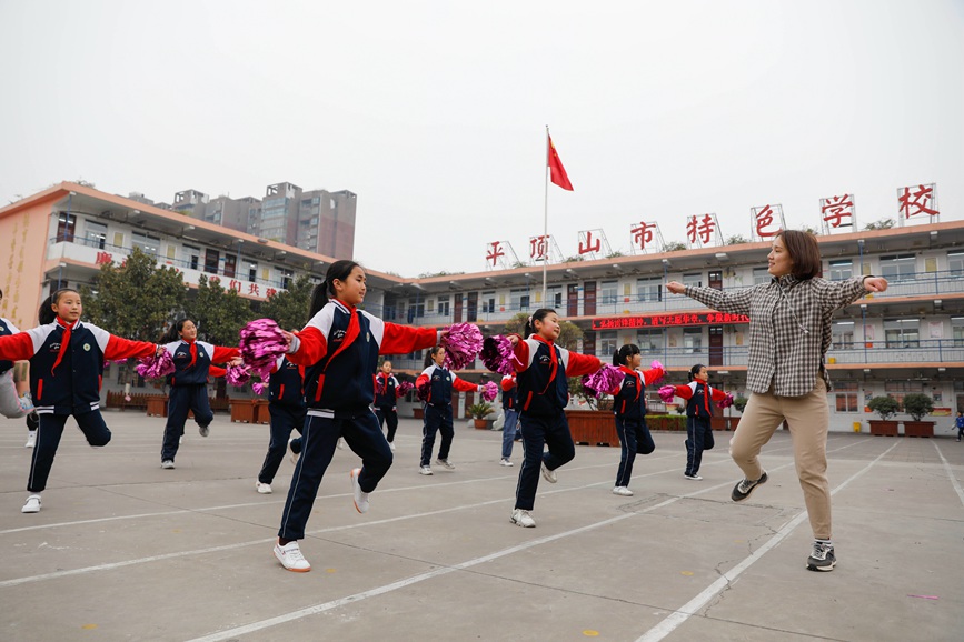 平顶山市宝丰县：“课后服务”丰富学生课余生活