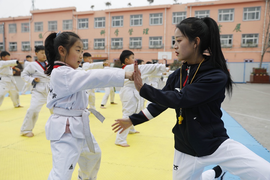 平顶山市宝丰县：“课后服务”丰富学生课余生活