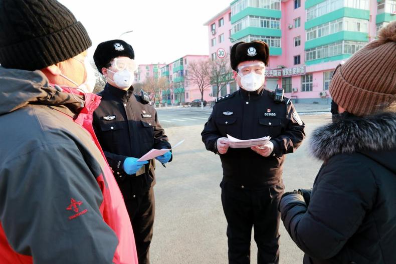 “抗击疫情 警徽在闪耀”㉕| 辽河公安局民警用奉献赢得警民同心