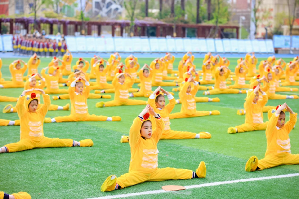 西安航天基地：童心迎全运 展体育风采_fororder_图片3_副本