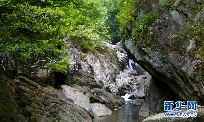 航拍龙潭河谷 幽深险秀 怪石嶙峋