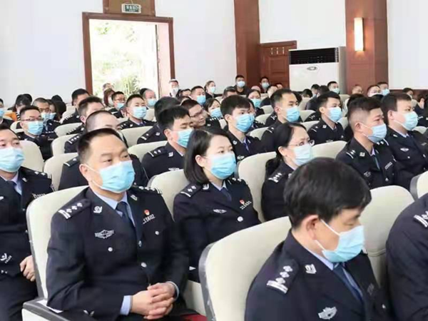 【原创】重庆市武隆区公安局组织民警旁听职务犯罪案件庭审_fororder_图片2