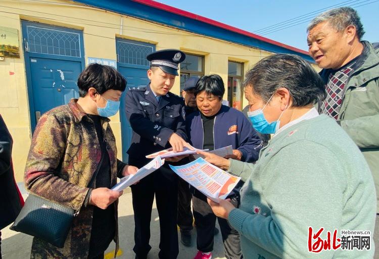 河北秦皇岛海防民警广泛开展“全民国家安全教育日”宣传