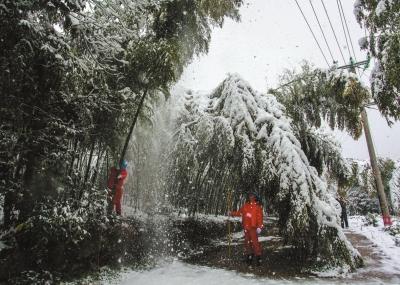 寒潮暴雪大风“三警齐发” 浙江、安徽等地大到暴雪