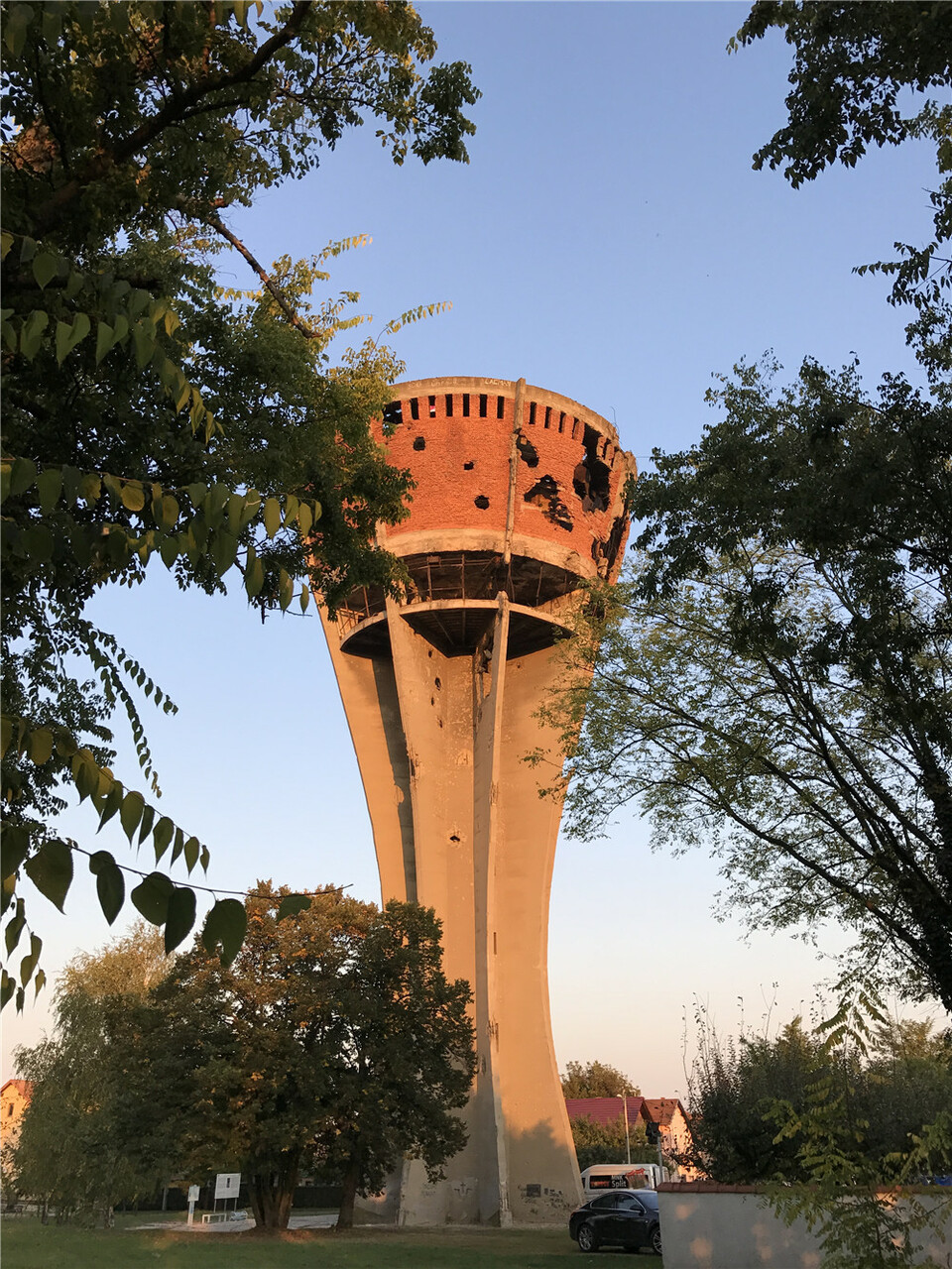 The Water Tower in Vukovar, Croatia_fororder_23