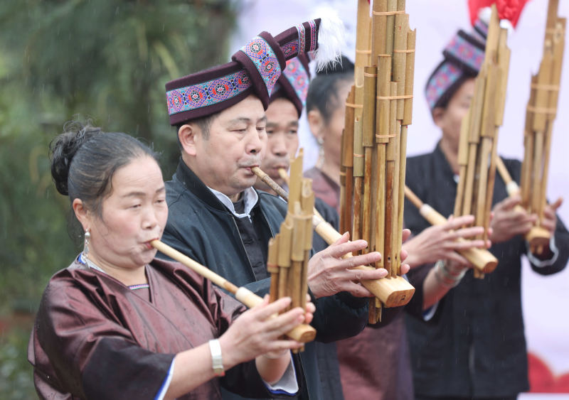 广西三江：侗寨欢度土王节