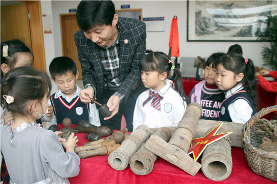 从爱好到责任 苏州80后15年举办近300场红色文化展_fororder_图片7