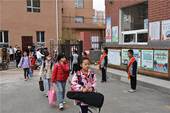 落实“睡眠令” 沈阳市皇姑区宁山路小学开始行动_fororder_图片11