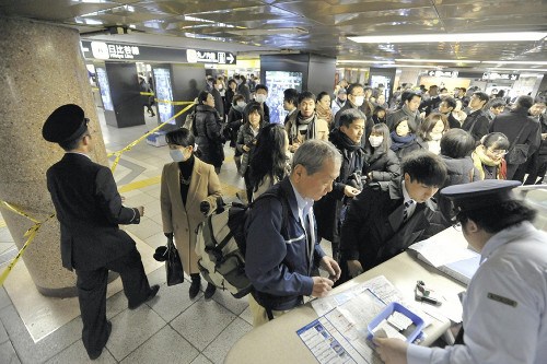 东京地铁银座车站失火 致6.8万人出行受阻(图)