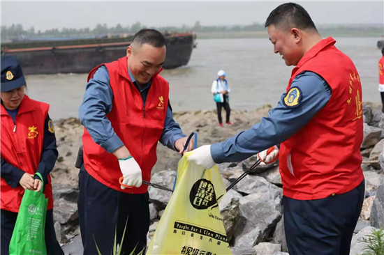 南通市交通运输执法支队如皋大队爱江护河侧记_fororder_18