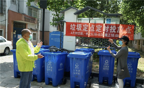 苏州姑苏区老党员用手语为听障人士“讲”党史_fororder_图片2