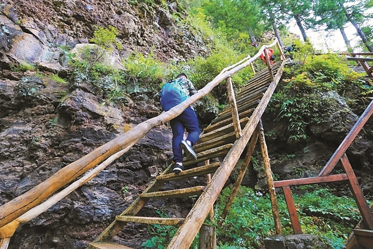 牡丹江火山口国家森林公园开园