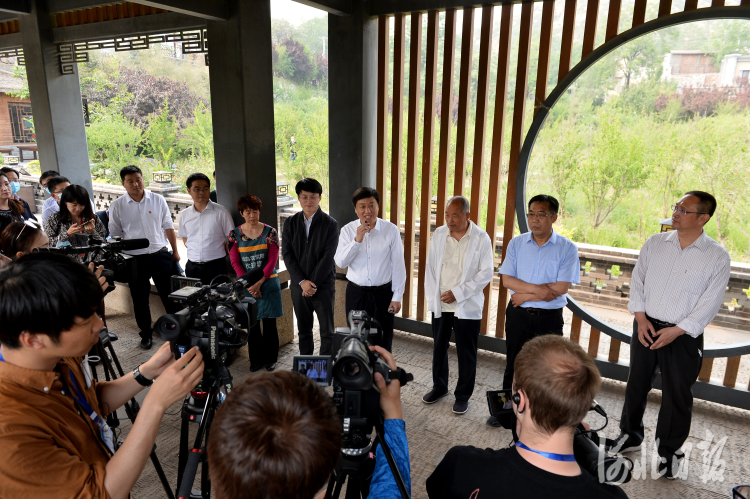 “建党百年·境外媒体红色之旅”采访活动走进西柏坡