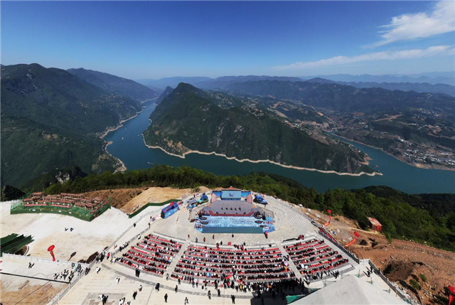 第九届长江三峡（巴东）纤夫文化旅游节开幕暨巫峡口景区开园_fororder_图片1