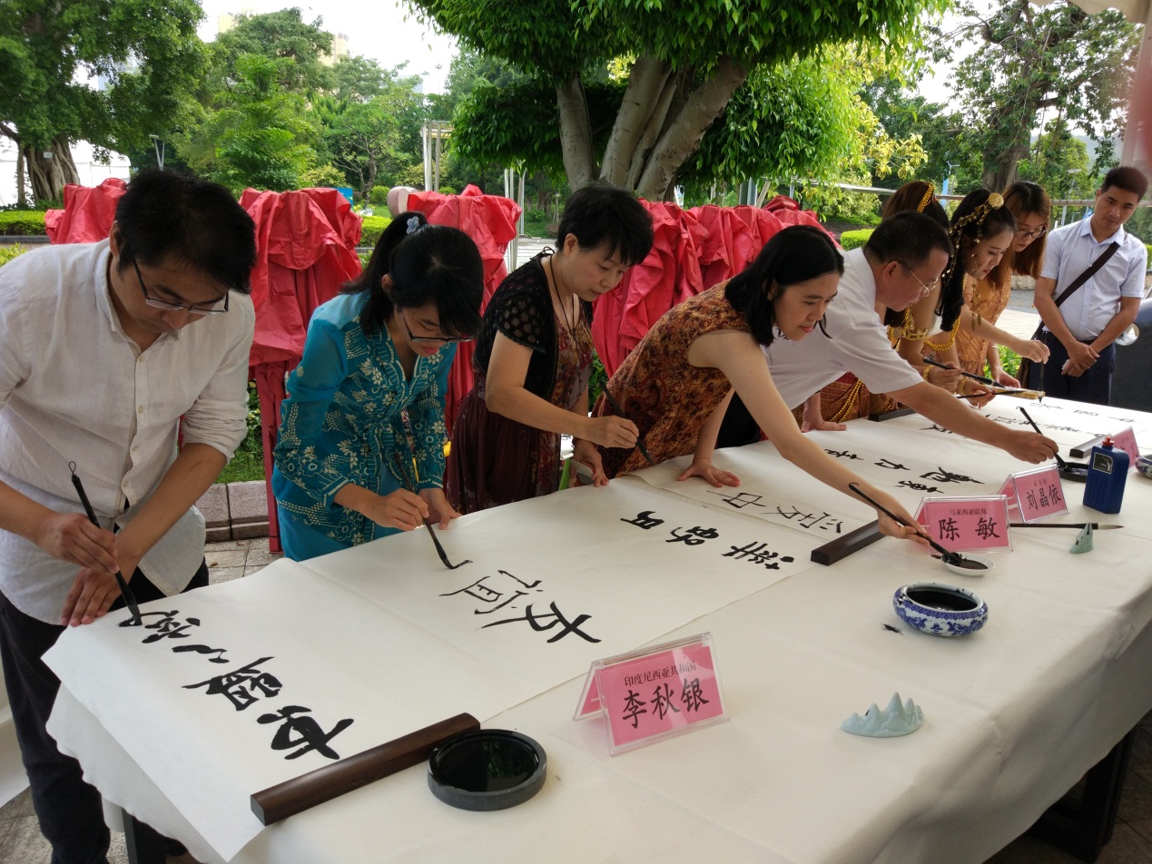 依托民俗文化 打造创意青秀