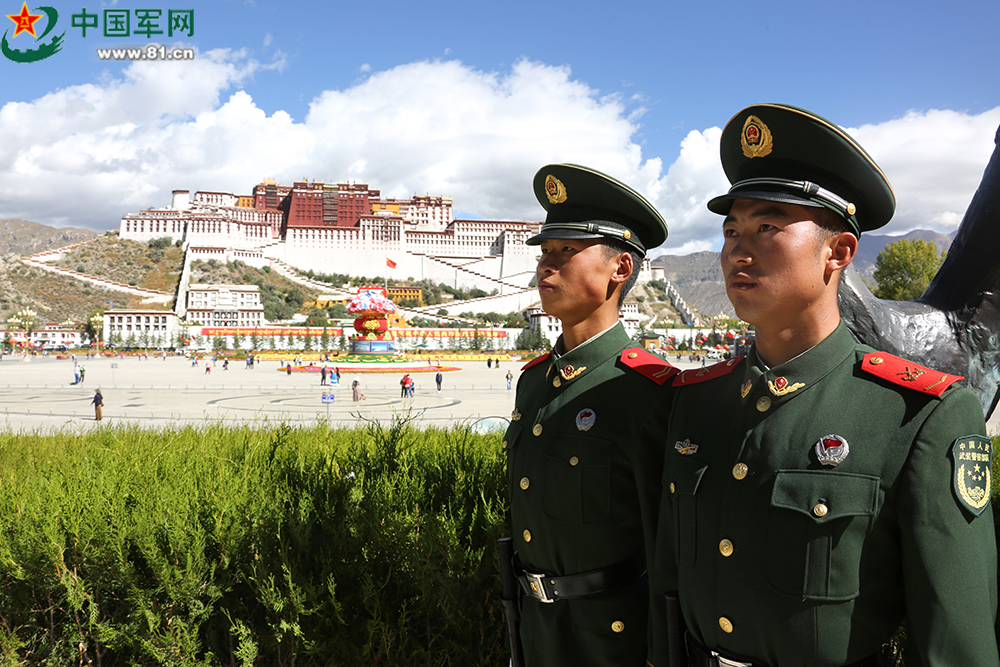 连日来,武警西藏总队官兵以高度的责任感和使命感战斗在各个执勤岗位