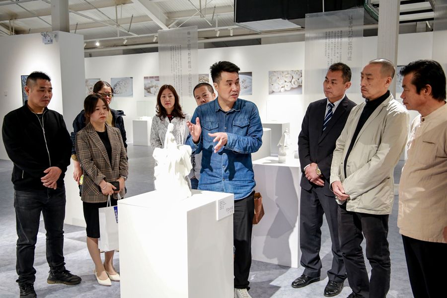 （转载）“行走的瓷音——西安美术学院杨志个展”在铜川耀瓷小镇开幕