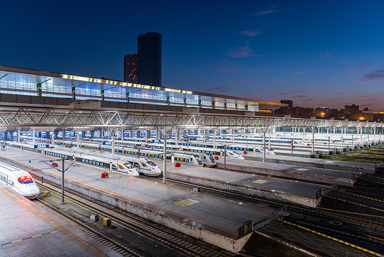 The Ten-Year-Old Chengdu East Railway Station Witnesses An Increase of Daily Dispatched Number of Passengers from 3,000 to 300,000_fororder_图片2