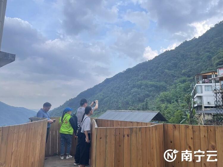 南宁上林县下水源：游客向往的天然“绿色大氧吧”