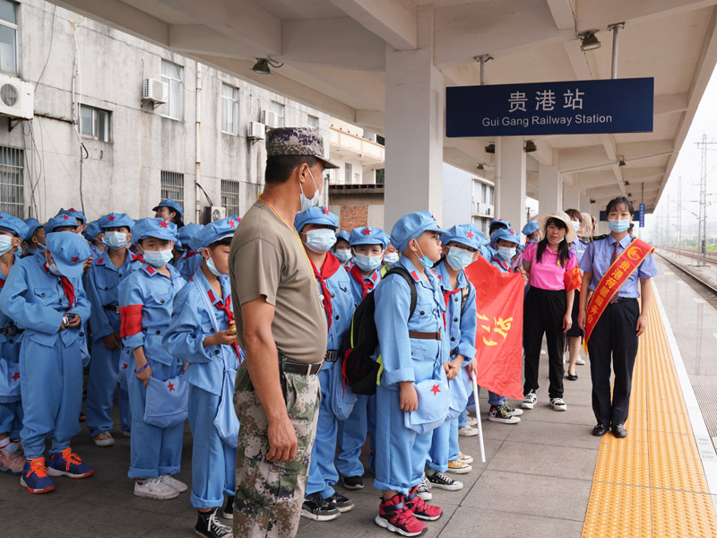 广西铁路开行定制化研学专列