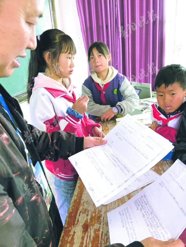 六一儿童节前夕 “为你读书”走进贵阳市开阳县高寨乡