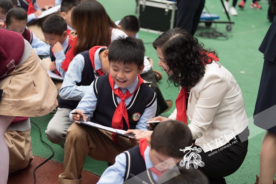 【科教 标题摘要】重庆市少先队建队日主题集会在新村实验小学举行