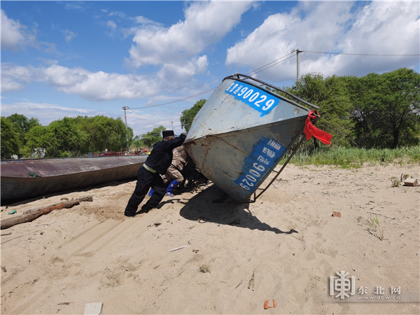 中俄最大界湖——兴凯湖进入禁渔期