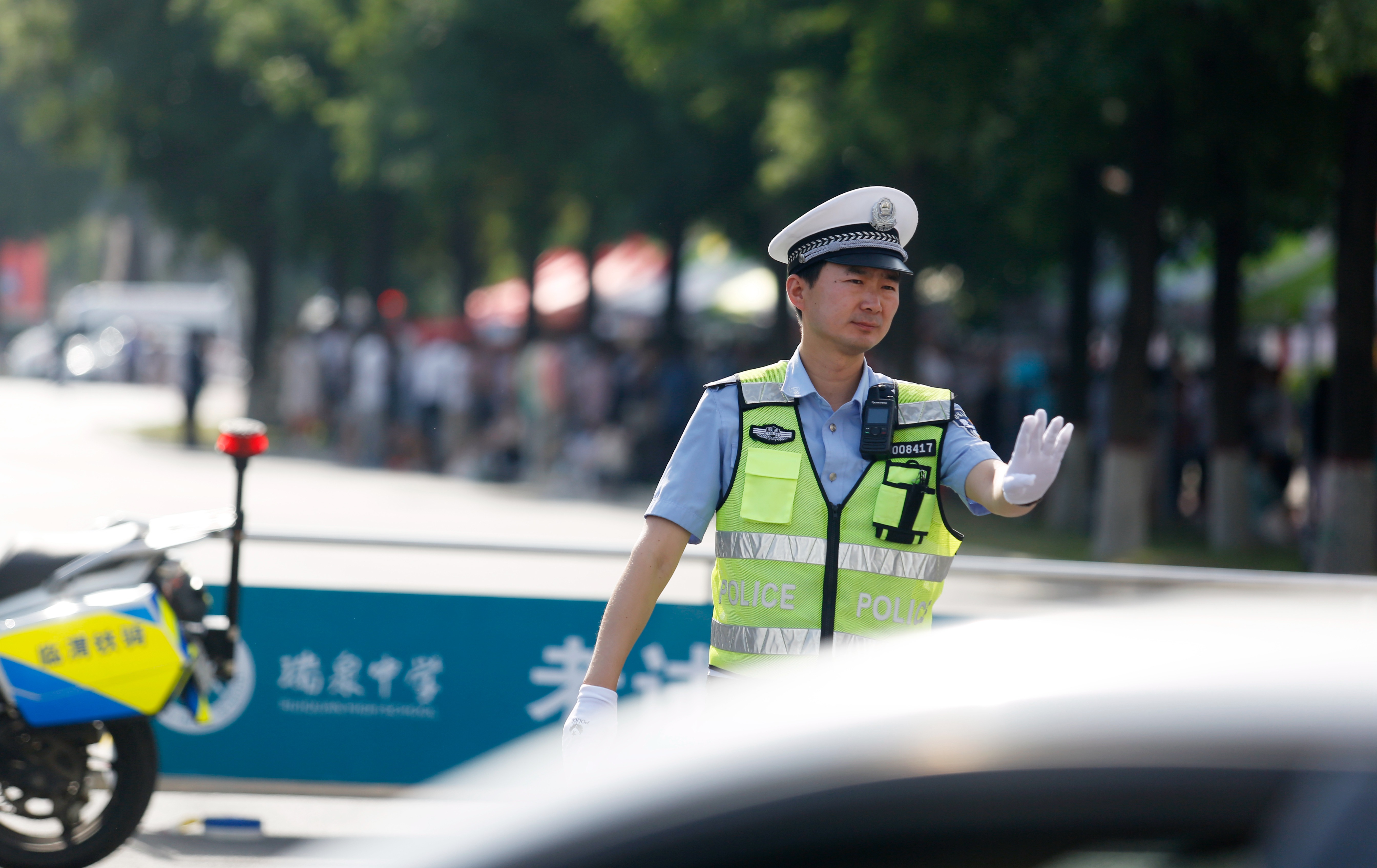 渭南交警：乘风破浪圆梦路 我们全力护航_fororder_微信图片_20210607151031