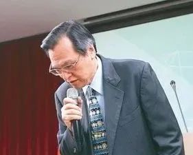 民进党既要搞“台独” 又要ECFA 简直是痴人说梦