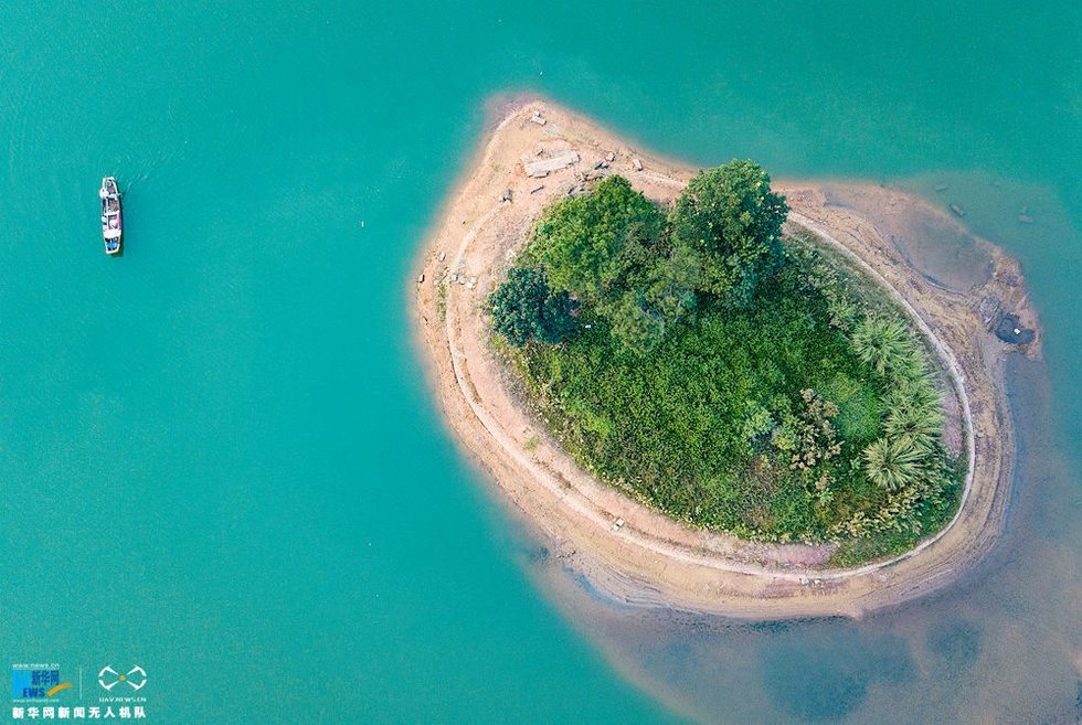 无人机之旅|半城山色半城湖 航拍重庆唯美湖泊