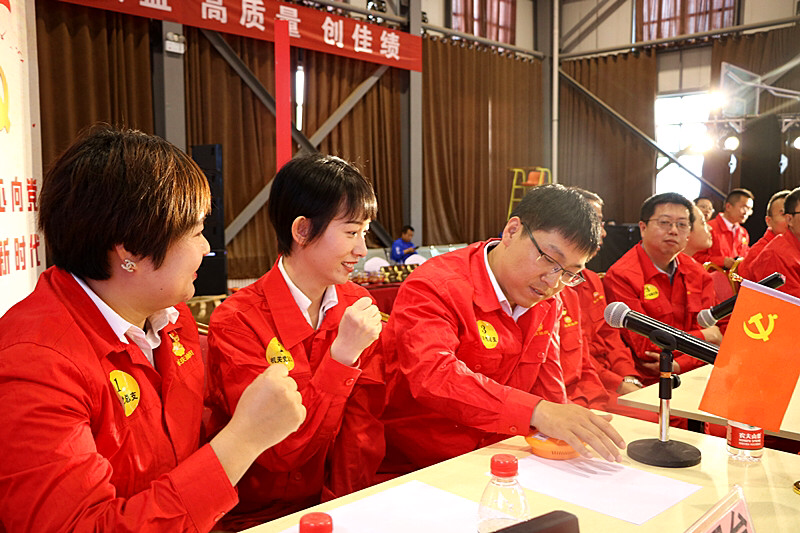 长庆油田输油一处党史学习教育“一个都不能少”_fororder_20210610_083436