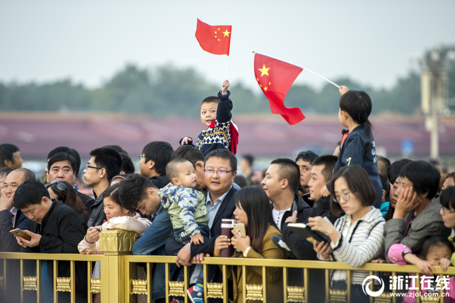 北京：花团锦簇 喜迎十九大