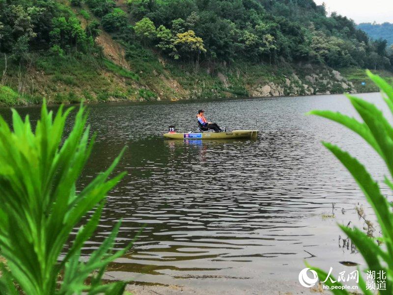 湖北竹溪：700余职业钓手齐聚楠木湖竞技