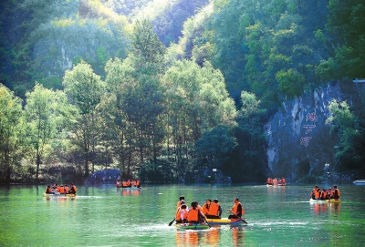 【旅游资讯-图片】西峡县伏牛地下河景区风景迷人