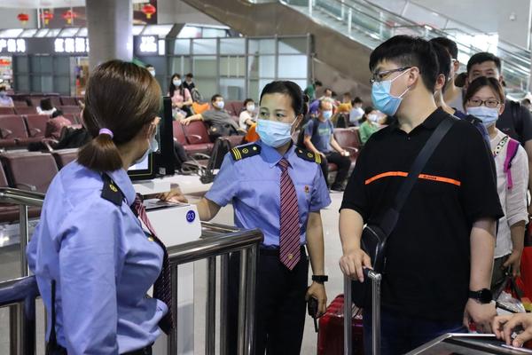 中原铁路端午假期3天累计发送旅客159.3万人次