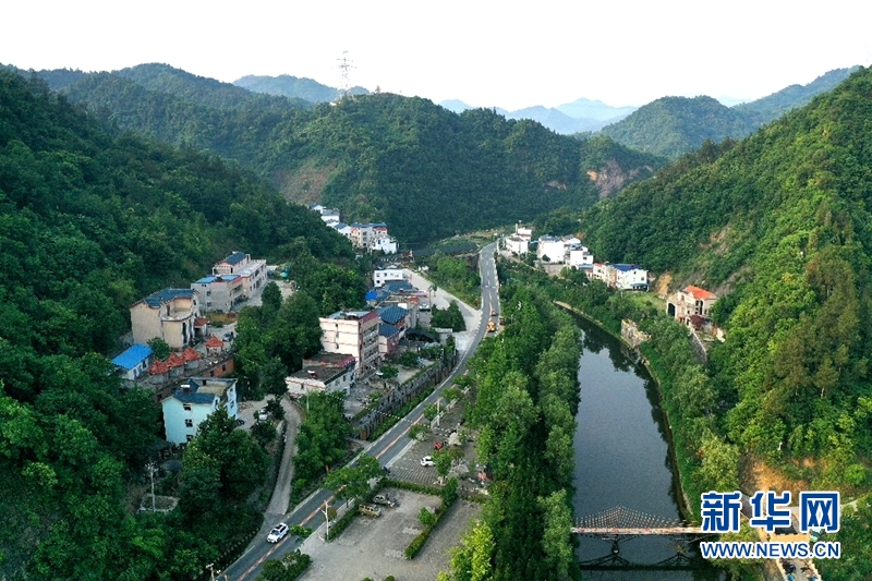 开着汽车看乡村|十竹公路串起十堰西沟乡村旅游经济带