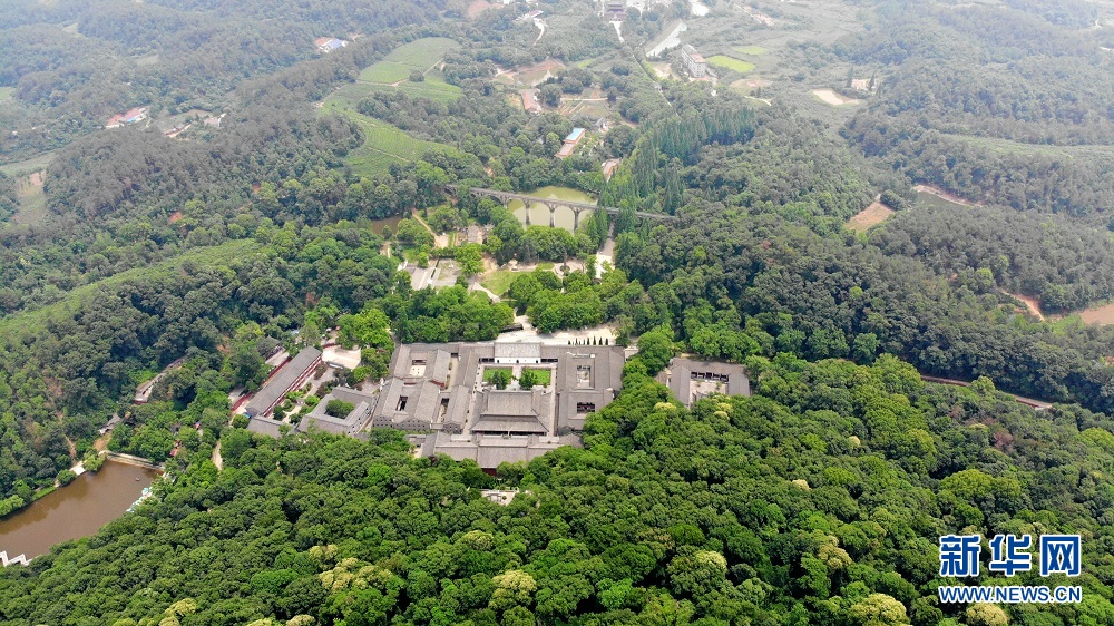 航拍湖北当阳玉泉寺