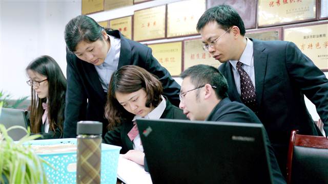 【科教 标题摘要】重庆经贸中专 走职教创新之路 培养实用型人才