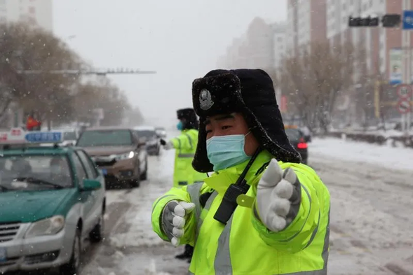 【OK有修改】（急稿）【供稿】【黑龙江】黑河吹响迎战暴雪“集结号”