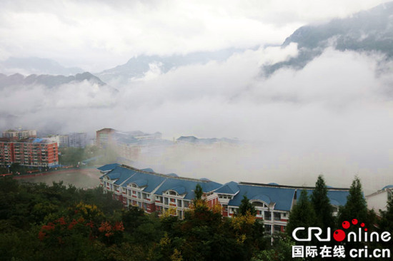 不签【行游巴渝标题+摘要】重庆巫山现云雨奇观