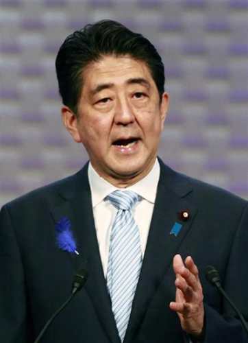 安倍反驳其经济政策失败论 呼吁海外对日投资