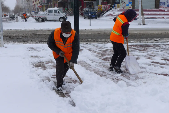 （急稿）【黑龙江】【供稿】黑河：全民总动员 浴“雪”奋战保安全