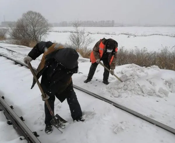 （急稿）【黑龙江】【供稿】黑河：全民总动员 浴“雪”奋战保安全