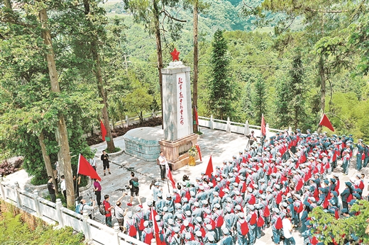 广西龙胜各族自治县守好发展和生态两条底线实现跨越发展