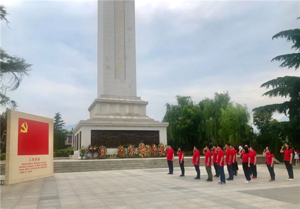 西安航天基地17名党员赴渭华起义纪念馆开展主题党日活动_fororder_图片1_副本