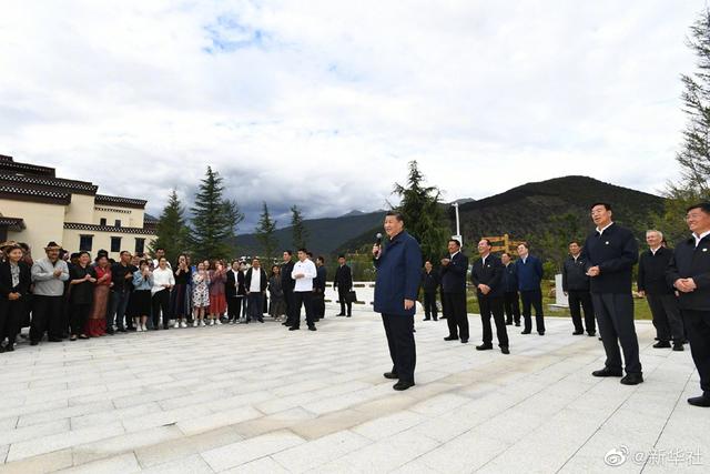 习近平在西藏林芝考察调研