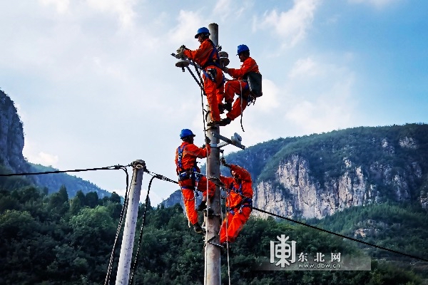 国网黑龙江电力驰援河南 助6000余户居民恢复用电