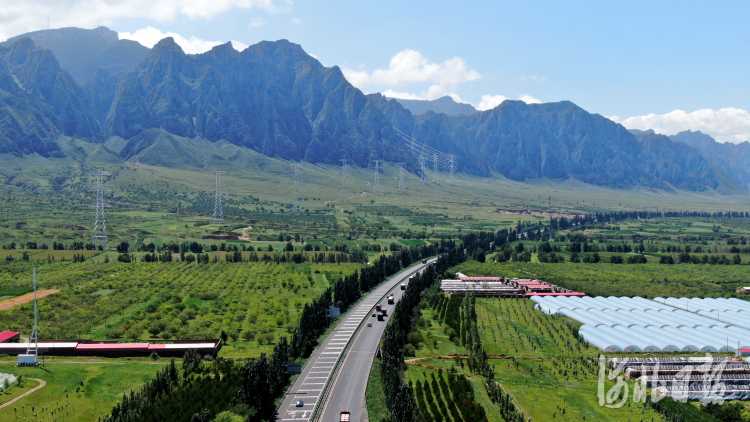 河北张家口：一路走来一路美景